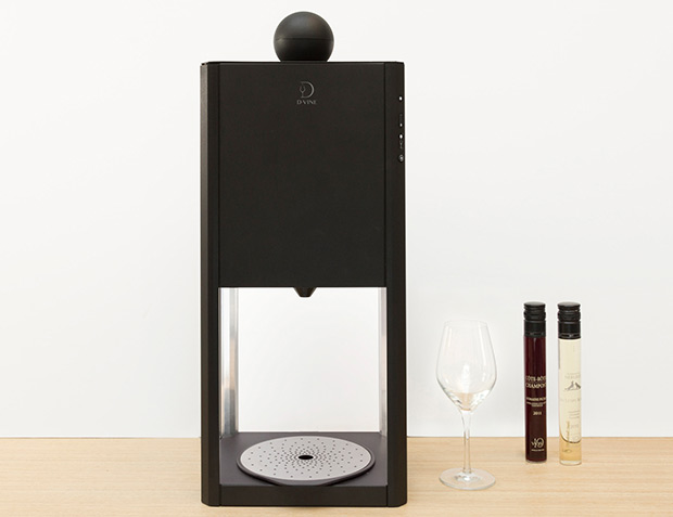 La máquina que te sirve la copa de vino perfecta
