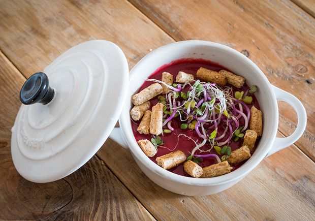 Receta exprés: crema de remolacha y manzana