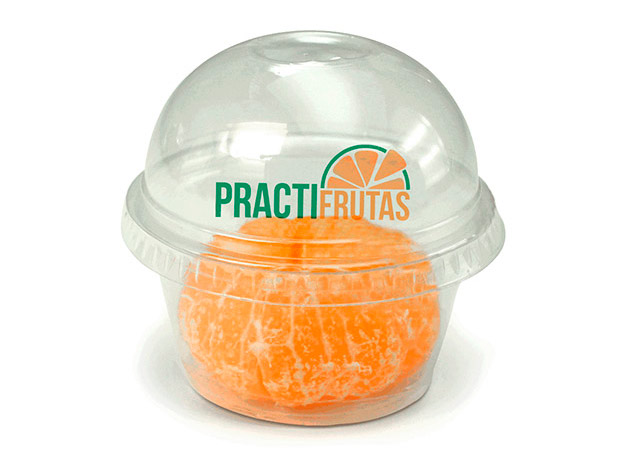 Frutas peladas y envasadas, o cómo generar más residuos de forma absurda