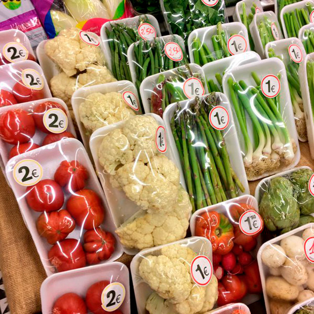 La fruta y verdura envasada en plástico tiene los días contados: en 2023 estará prohibida