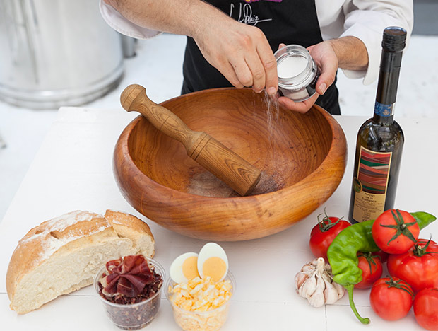 Algunos trucos para un salmorejo casi perfecto