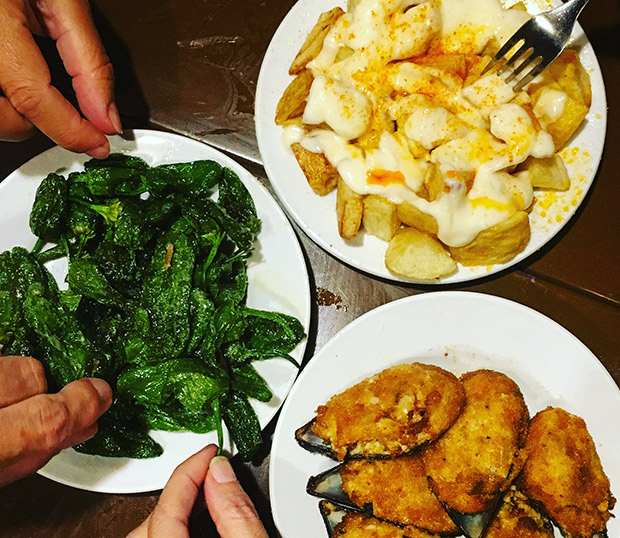 Patatas bravas, croquetas y tortilla, las tapas favoritas en Madrid