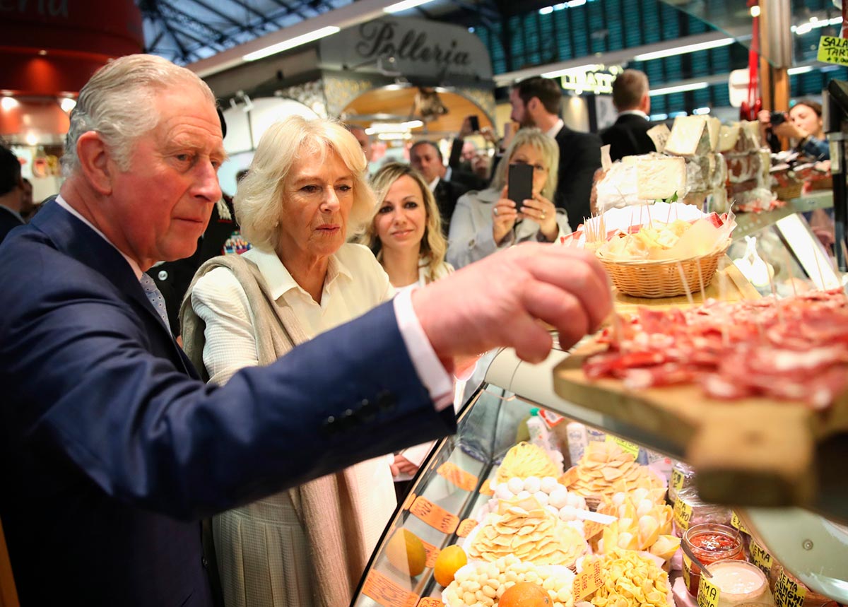 El Principe Carlos de Inglaterra la lía en MasterChef Australia al negarse a probar los platos de los concursantes
