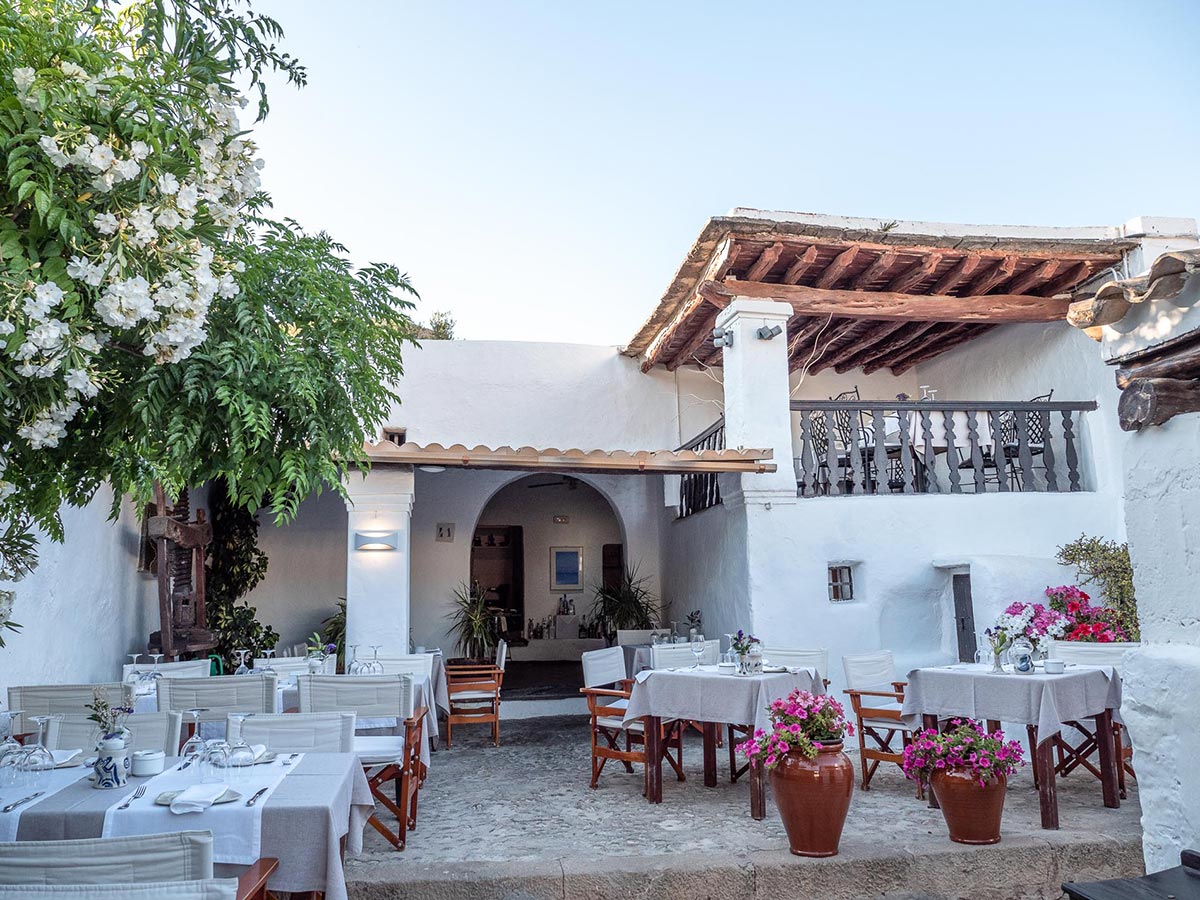 4 restaurantes para triunfar este verano en Ibiza