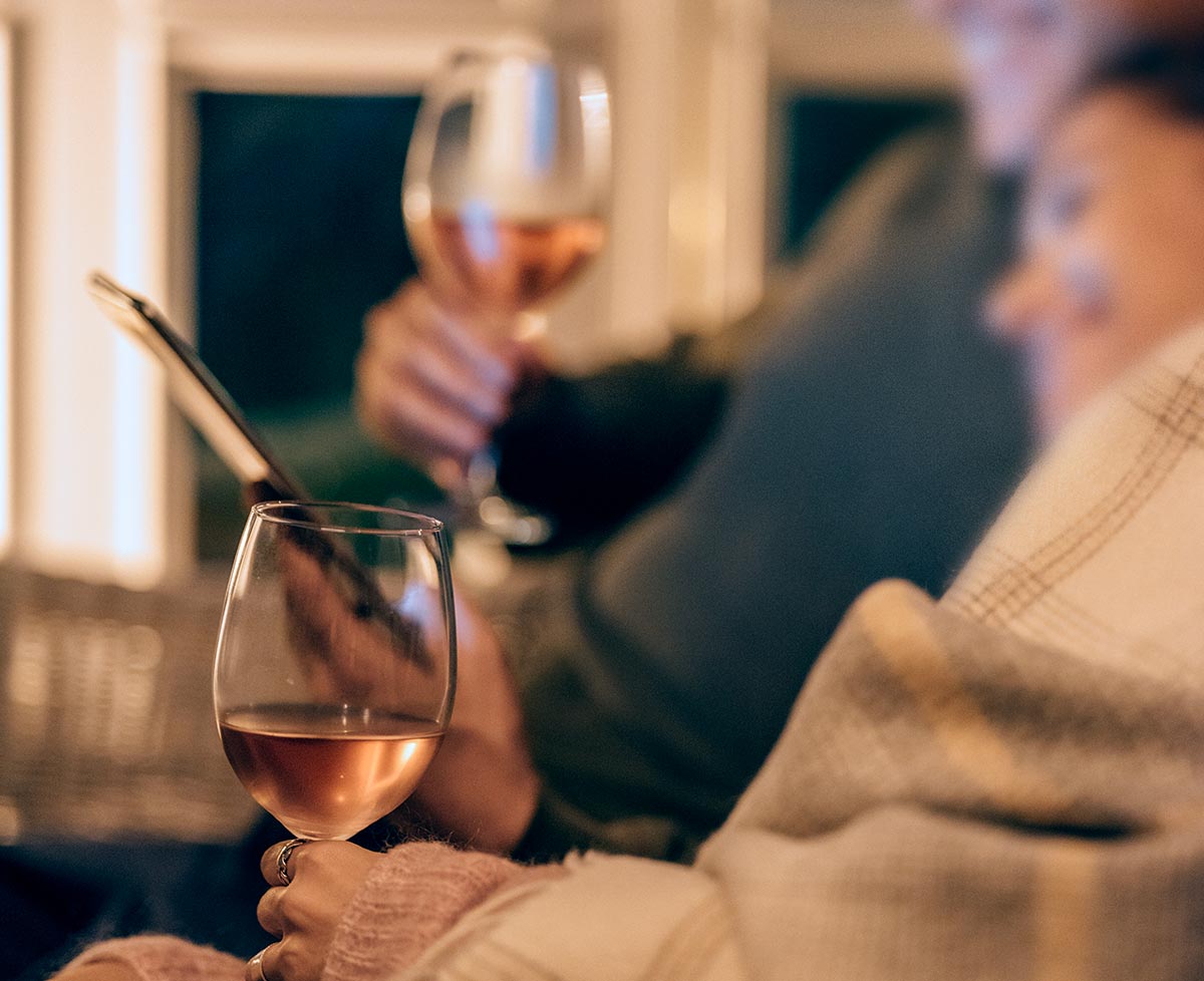 «El vino, el mejor aliado contra el resfriado». La penúltima patraña de quienes insisten en decir que el alcohol puede ser sano