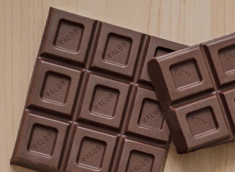 Si no sabes qué chocolate comprar estos días, aquí tienes una buena razón para que sea este