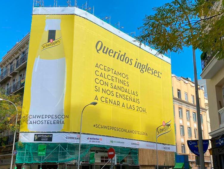 La divertida campaña para pedir a los ingleses que nos enseñen a cenar temprano