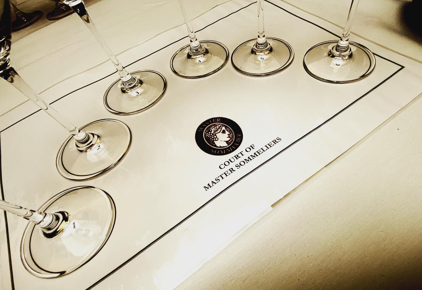 «Las agresiones sexuales son una constante para las mujeres sumilleres»