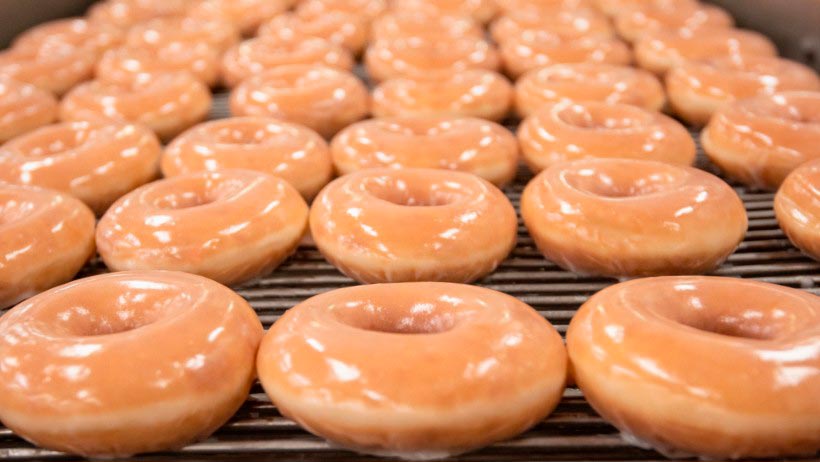 Los antivacunas también quieren donuts gratis