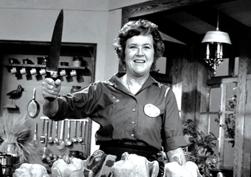 Menos sueldo y visibilidad para las mujeres en las cocinas: no convirtamos el 8M en otro «día de la pizza»