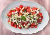 Ensalada de sandía, queso feta y menta: receta fácil para rematar lo que queda de verano