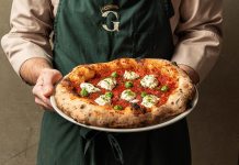 «Mama on Tour»: cuatro países, cuatro chefs y cuatro pizzas napolitanas muy diferentes